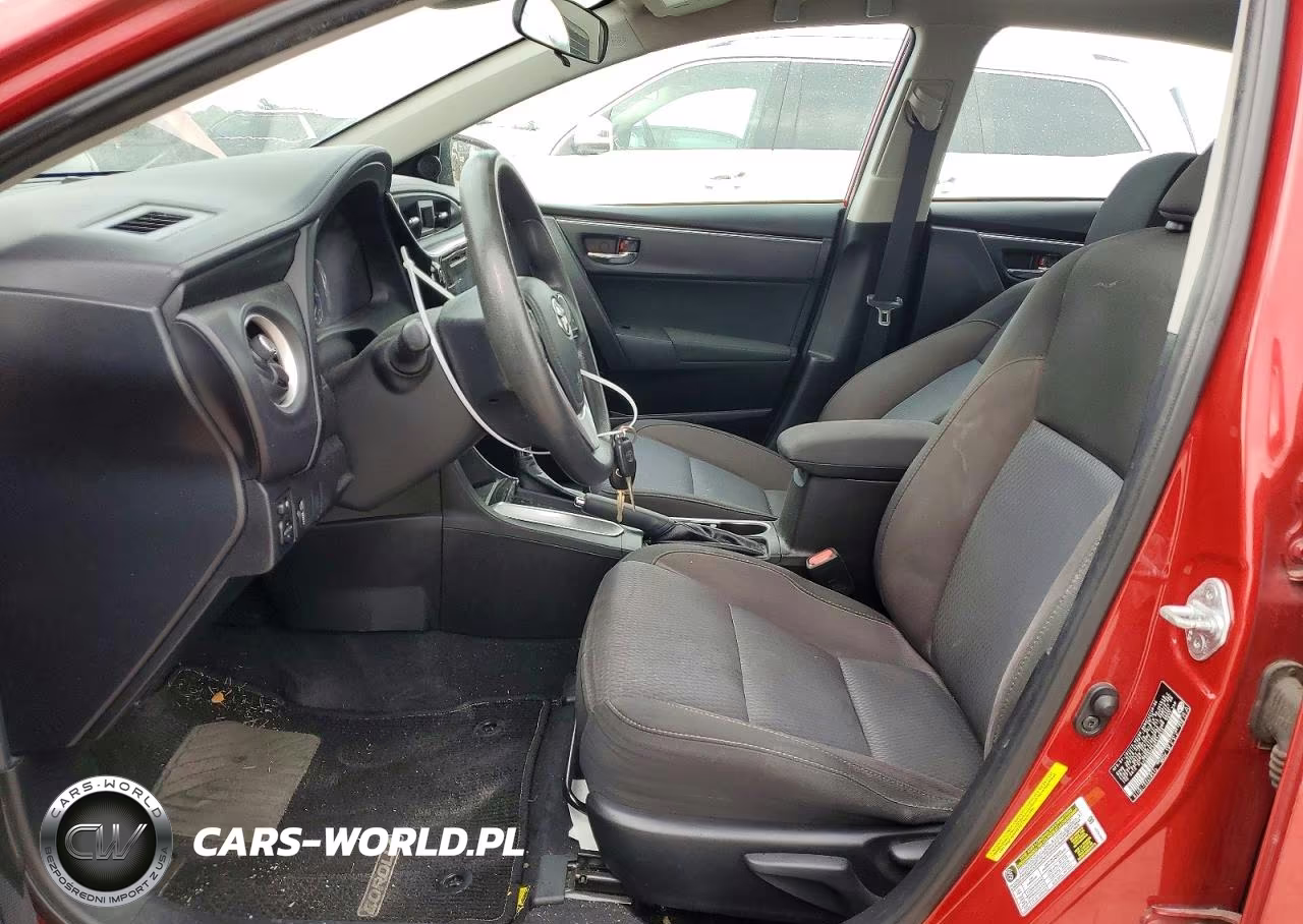 2017 Toyota Corolla Le VIN:5YFBURHE2HP578815 - 7
