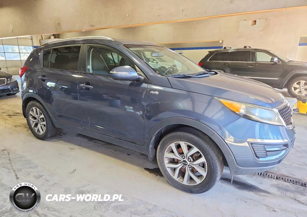 2014 Kia Sportage Lx VIN:KNDPBCAC8E7584150 - 4