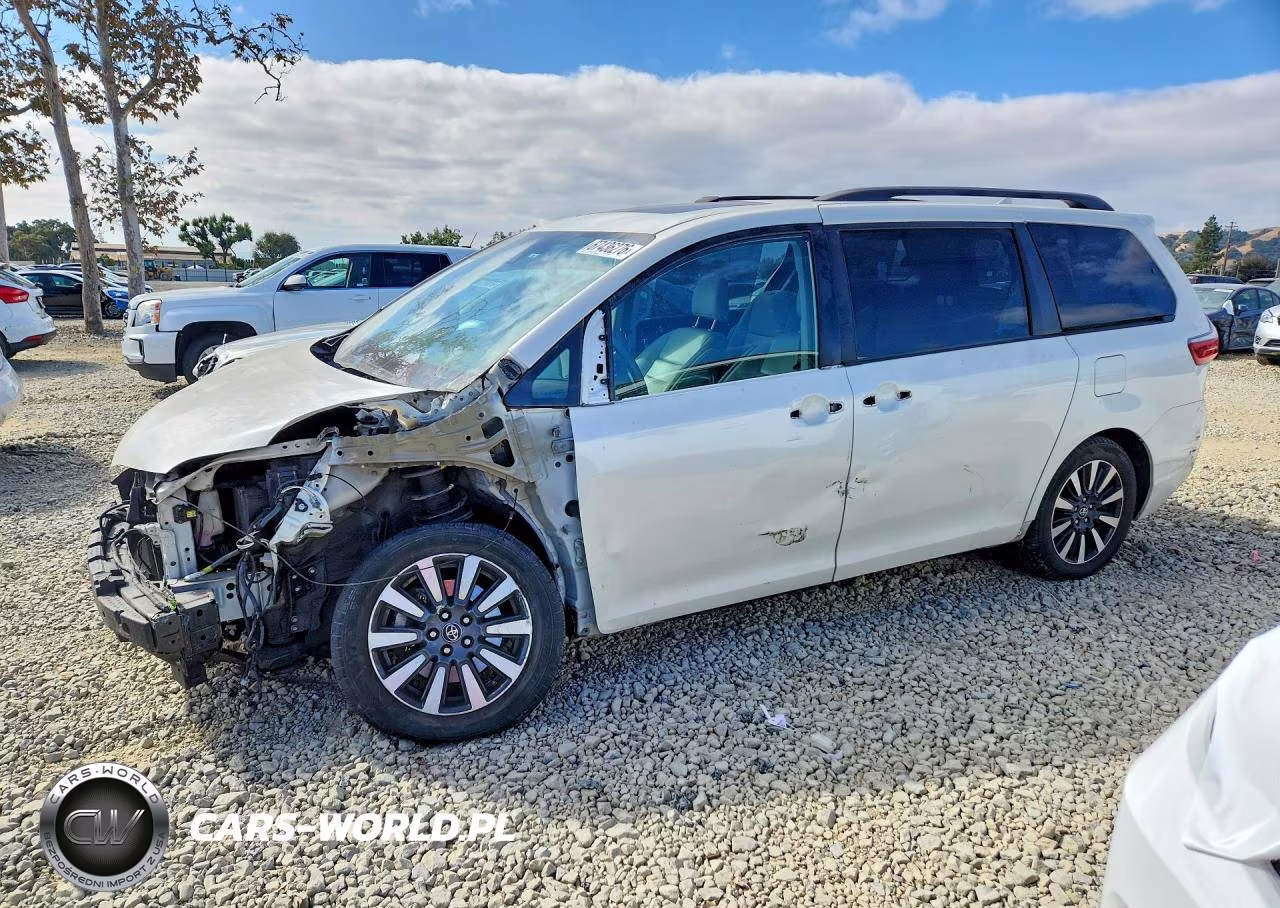 2019 Toyota Sienna Limited 7-Passenger