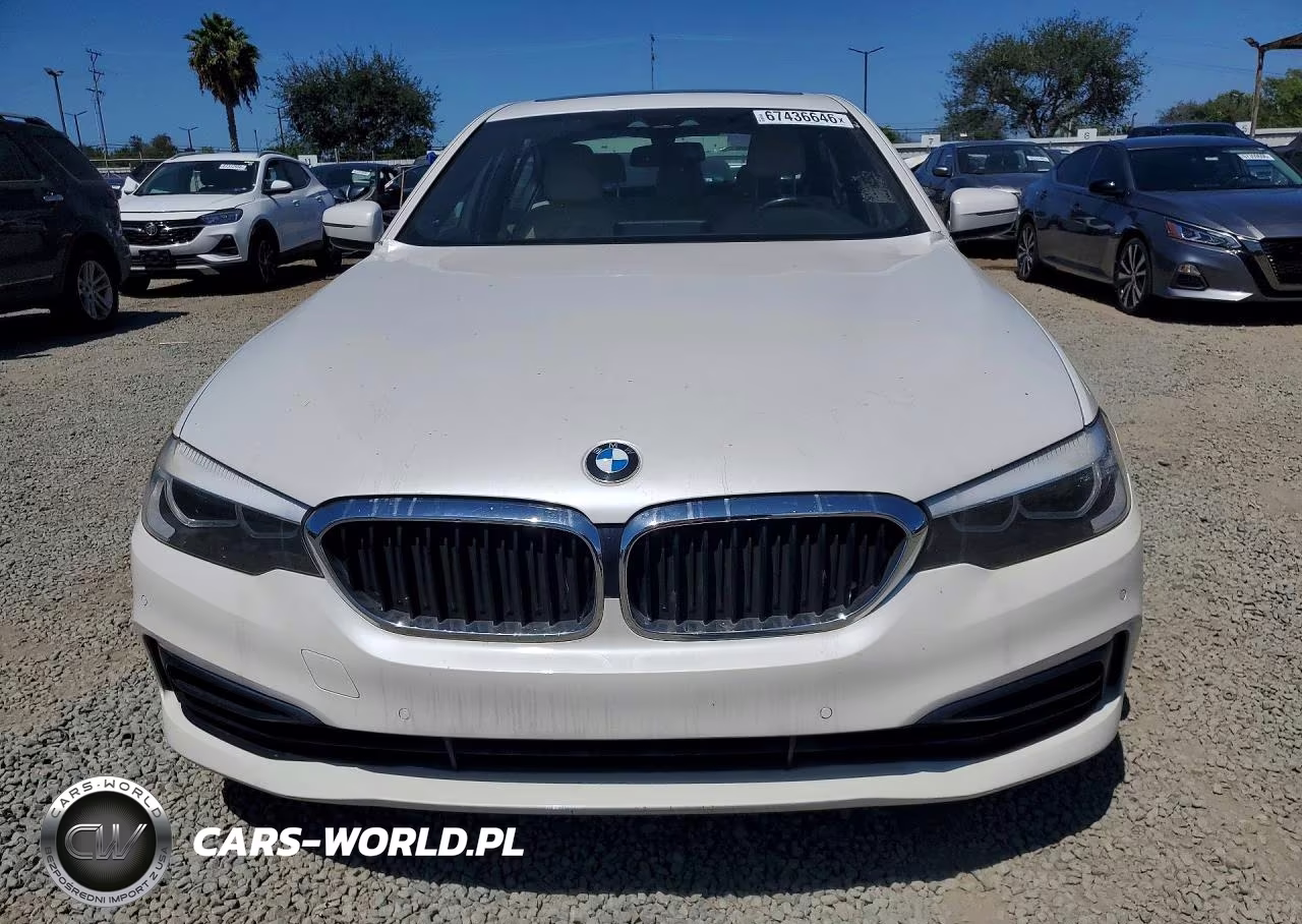 2019 BMW 530 I VIN:WBAJA5C59KWW18744 - 5