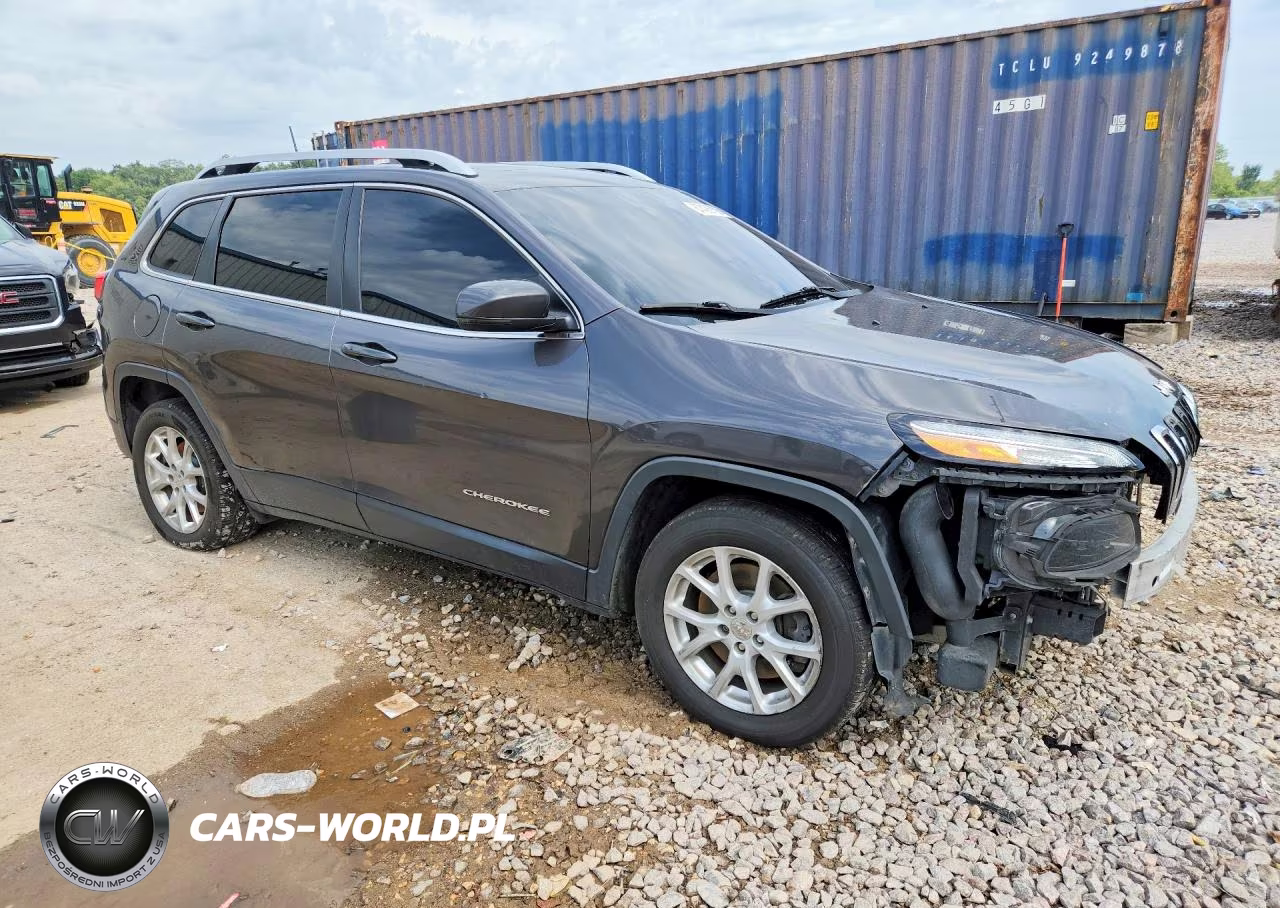2018 Jeep Cherokee Latitude Plus VIN:1C4PJLLX0JD524989 - 4