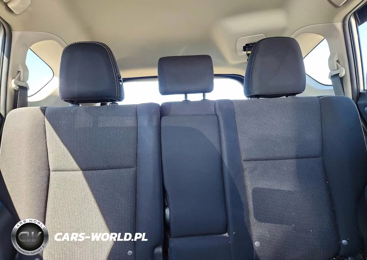 2017 Toyota Rav4 Xle VIN:2T3RFREV5HW638718 - 10