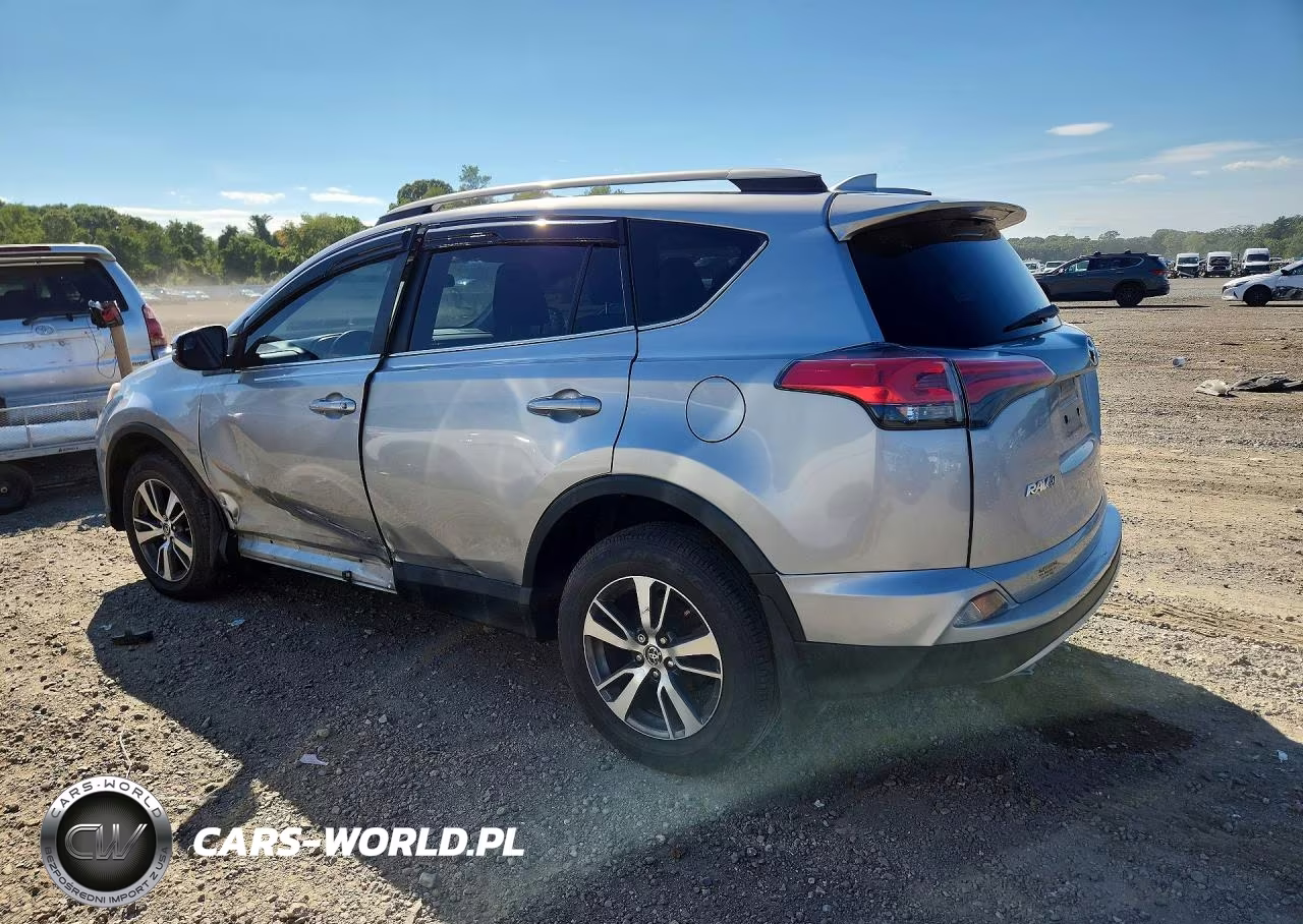 2017 Toyota Rav4 Xle VIN:2T3RFREV5HW638718 - 2