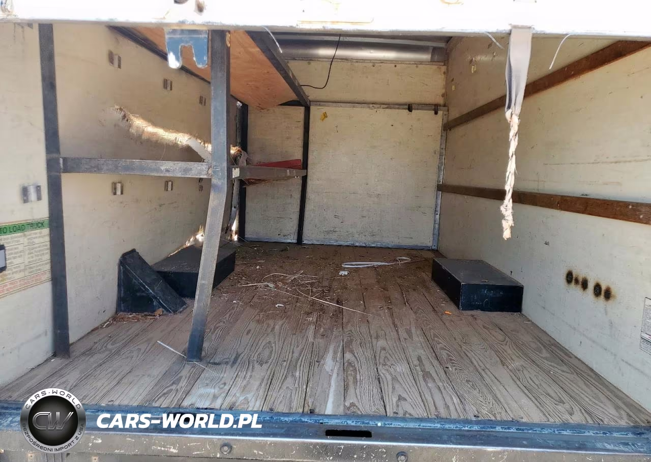 2014 Ford Econoline E350 Super Duty Cutaway Van E350 Super Duty Cutaway Van VIN:1FDWE3FL6EDA57703 - 10