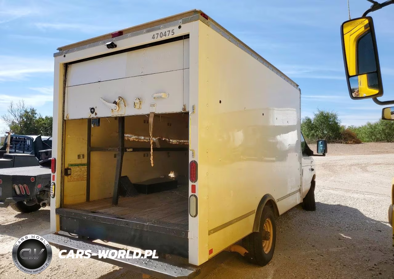 2014 Ford Econoline E350 Super Duty Cutaway Van E350 Super Duty Cutaway Van VIN:1FDWE3FL6EDA57703 - 3