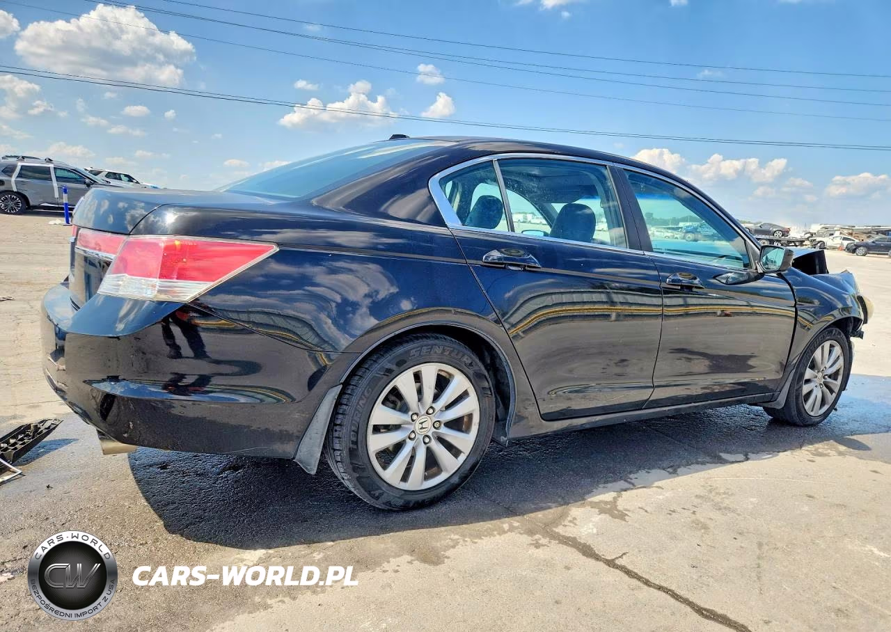2011 Honda Accord Exl VIN:1HGCP2F81BA010665 - 3