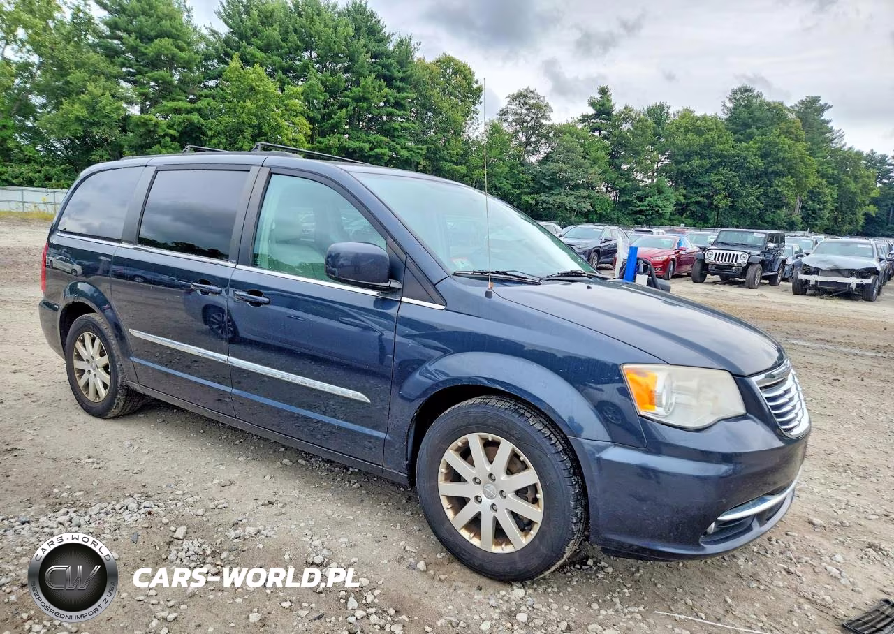 2013 Chrysler Town & Country Touring VIN:2C4RC1BG9DR711903 - 4