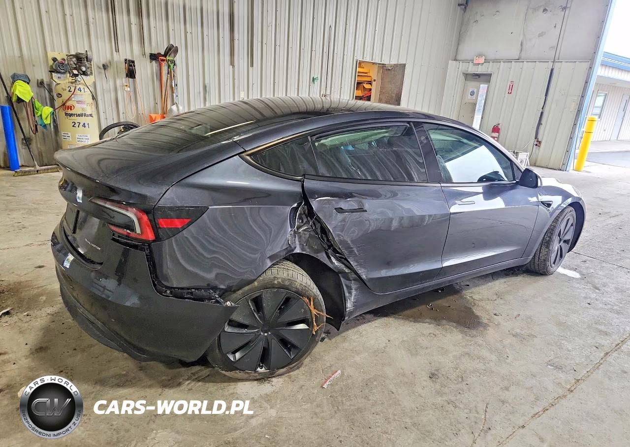 2025 Tesla Model 3 VIN:5YJ3E1EB4SF022778 - 3