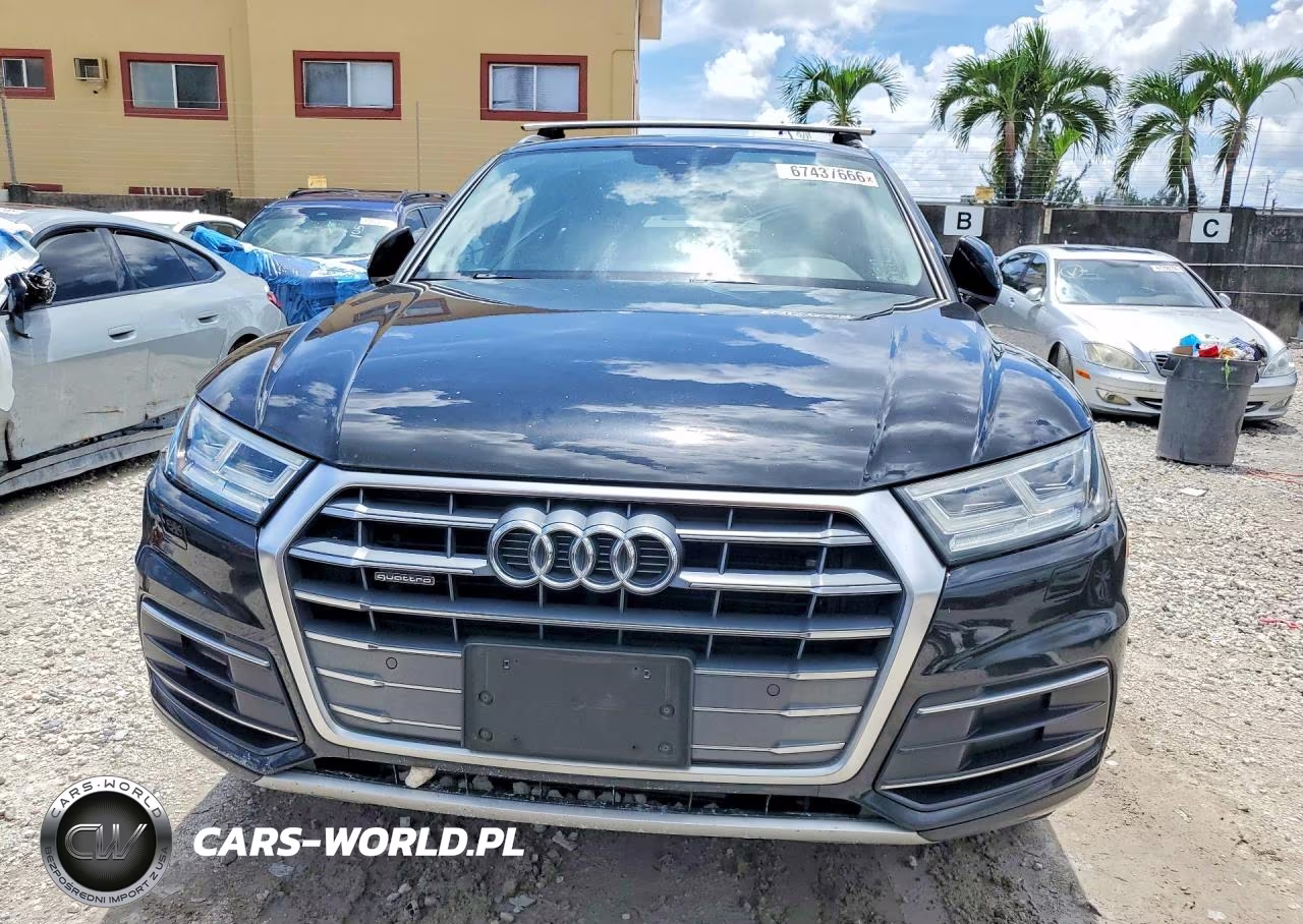 2018 Audi Q5 Premium Plus VIN:WA1BNAFY1J2221183 - 5