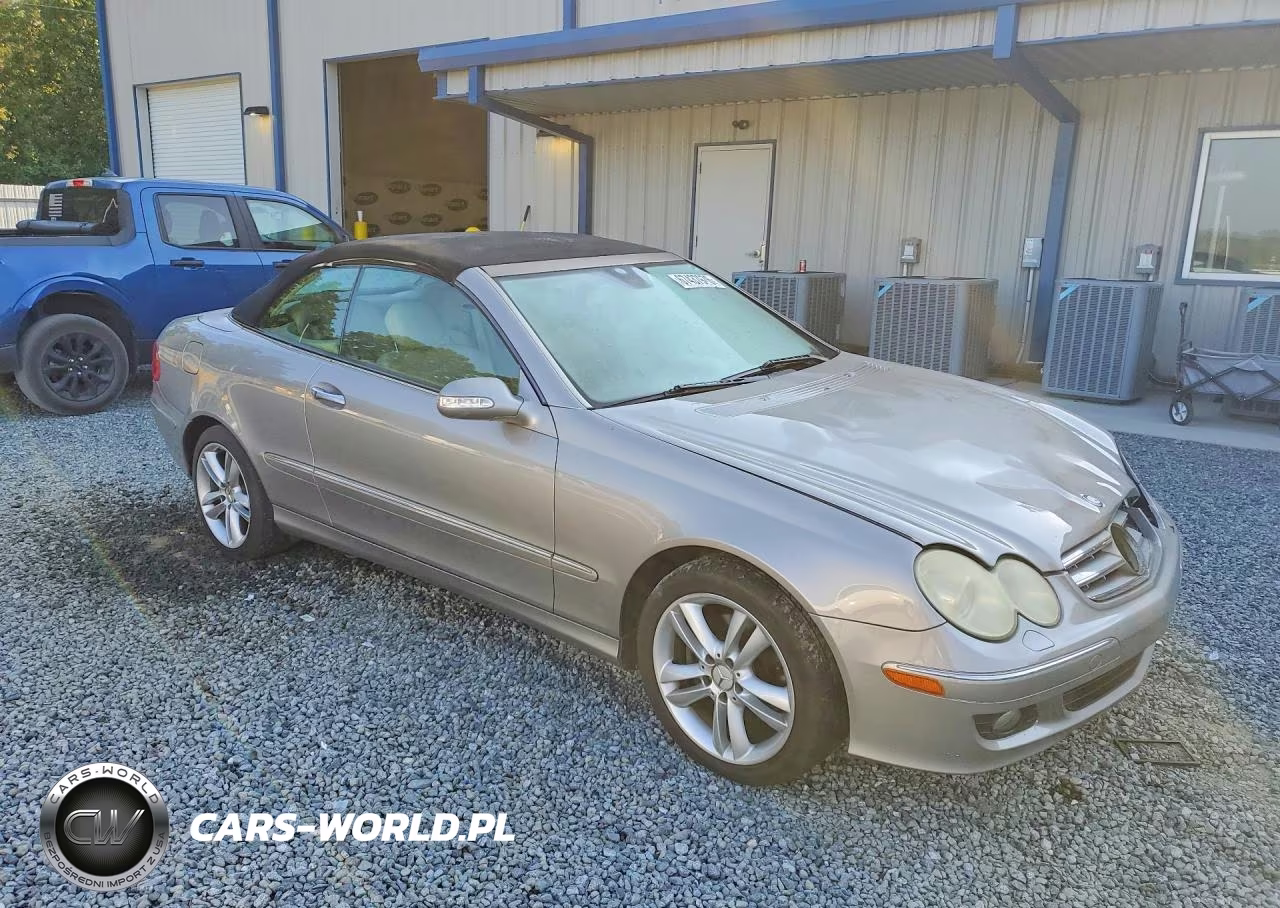 2007 Mercedes-Benz Clk 350 VIN:WDBTK56F67F223617 - 4
