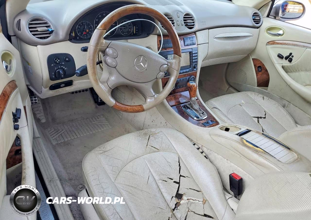 2007 Mercedes-Benz Clk 350 VIN:WDBTK56F67F223617 - 8