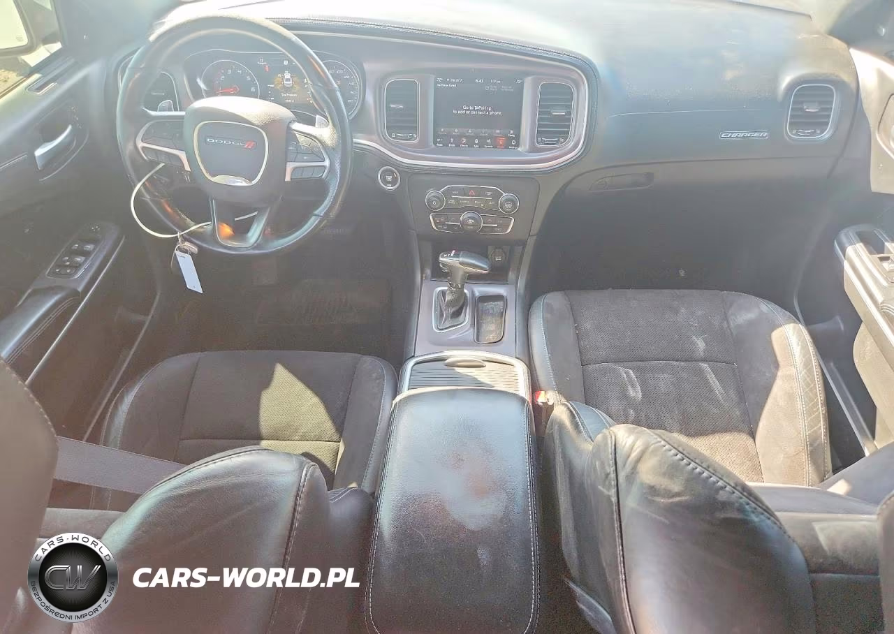 2019 Dodge Charger Scat Pack VIN:2C3CDXGJ4KH728612 - 8