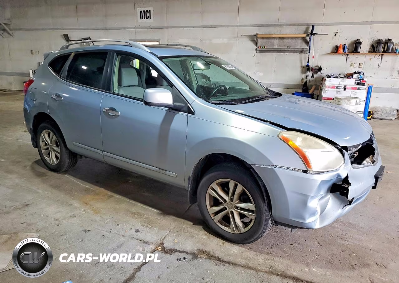 2013 Nissan Rogue S VIN:JN8AS5MV8DW115289 - 4