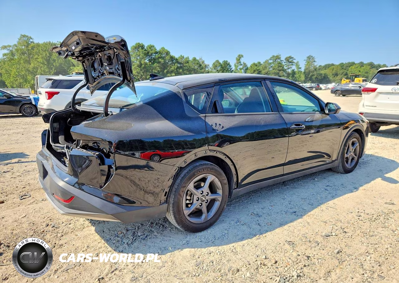 2025 Kia K4 Lxs VIN:3KPFT4DE3SE029825 - 3