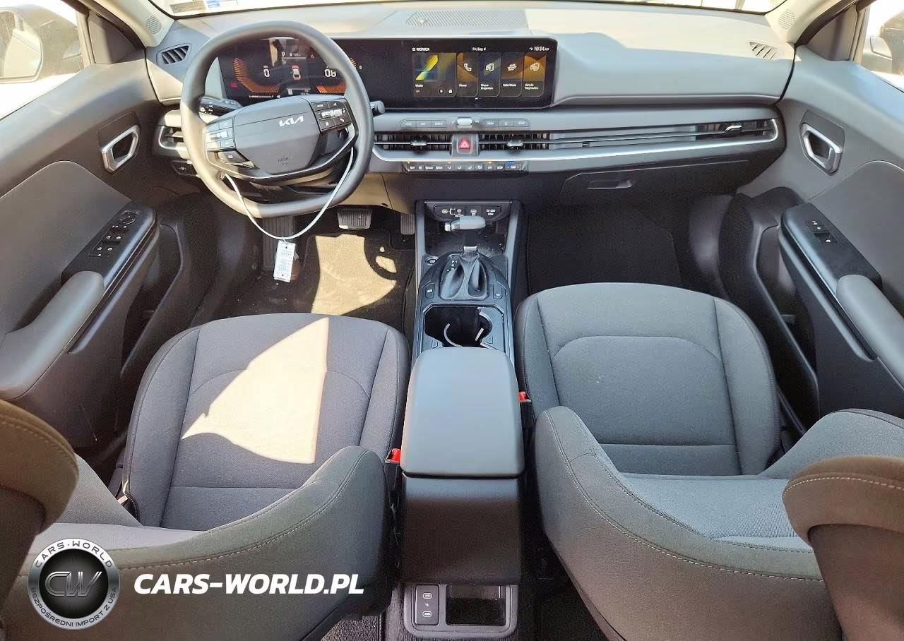 2025 Kia K4 Lxs VIN:3KPFT4DE3SE029825 - 8