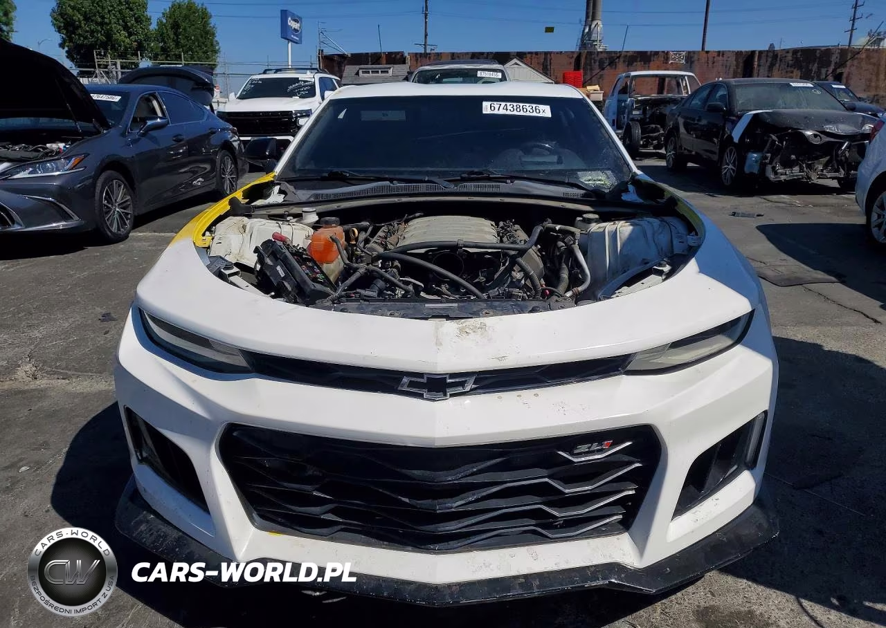 2018 Chevrolet Camaro Ss VIN:1G1FH1R75J0102798 - 5