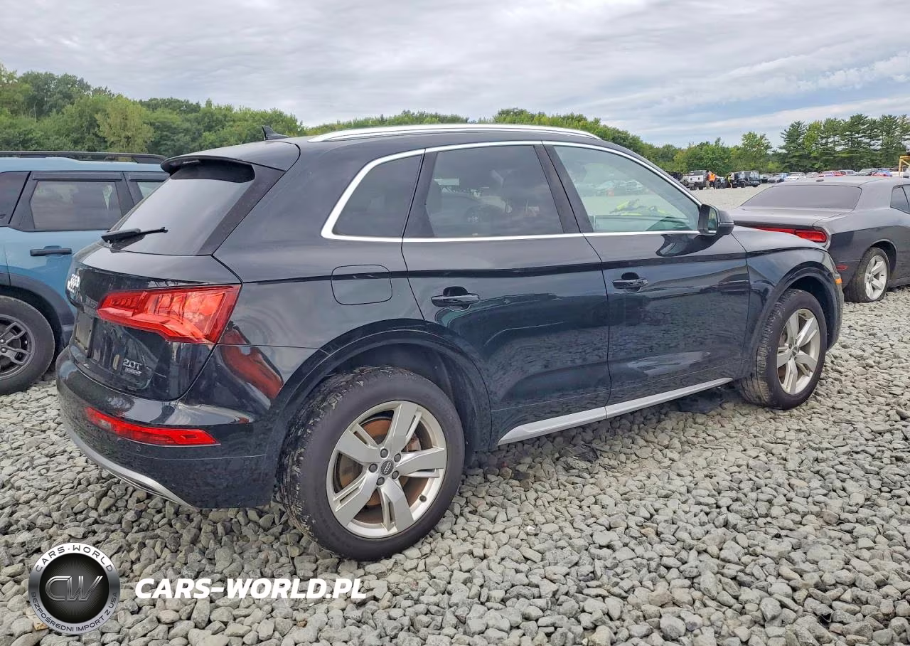 2018 Audi Q5 Premium Plus VIN:WA1BNAFY5J2063821 - 3