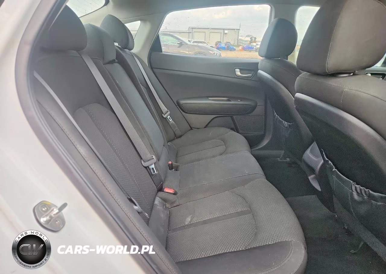 2018 Kia Optima Lx VIN:5XXGT4L32JG208755 - 10
