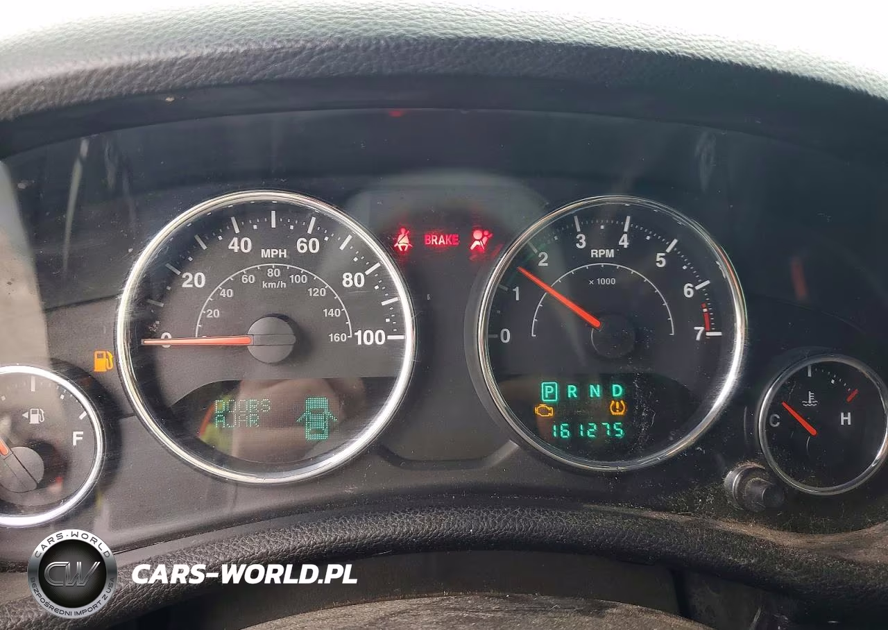 2012 Jeep Wrangler Unlimited Sahara VIN:1C4BJWEG3CL241276 - 9