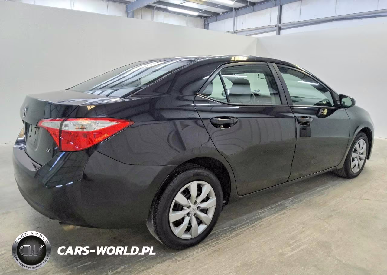 2015 Toyota Corolla Le VIN:2T1BURHE6FC305535 - 3