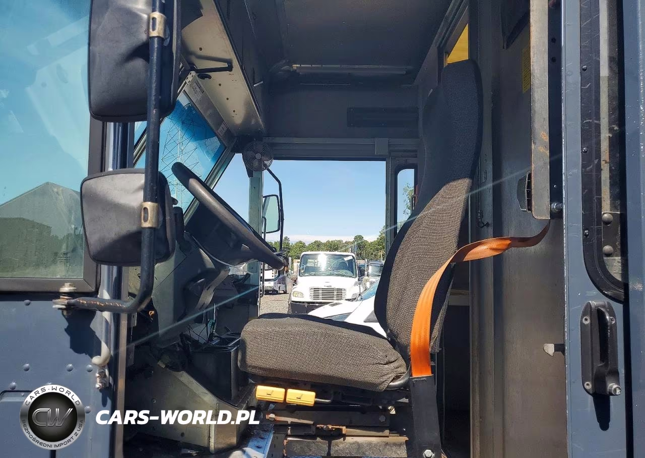 2020 Ford F59 Delivery Truck VIN:1F65F5KN3L0A03394 - 7