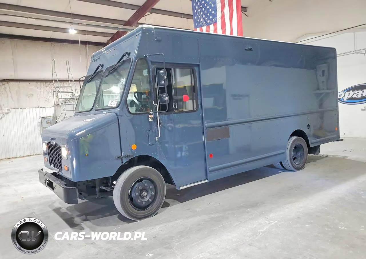 2020 Freightliner Mt45G Chassis Delivery Truck