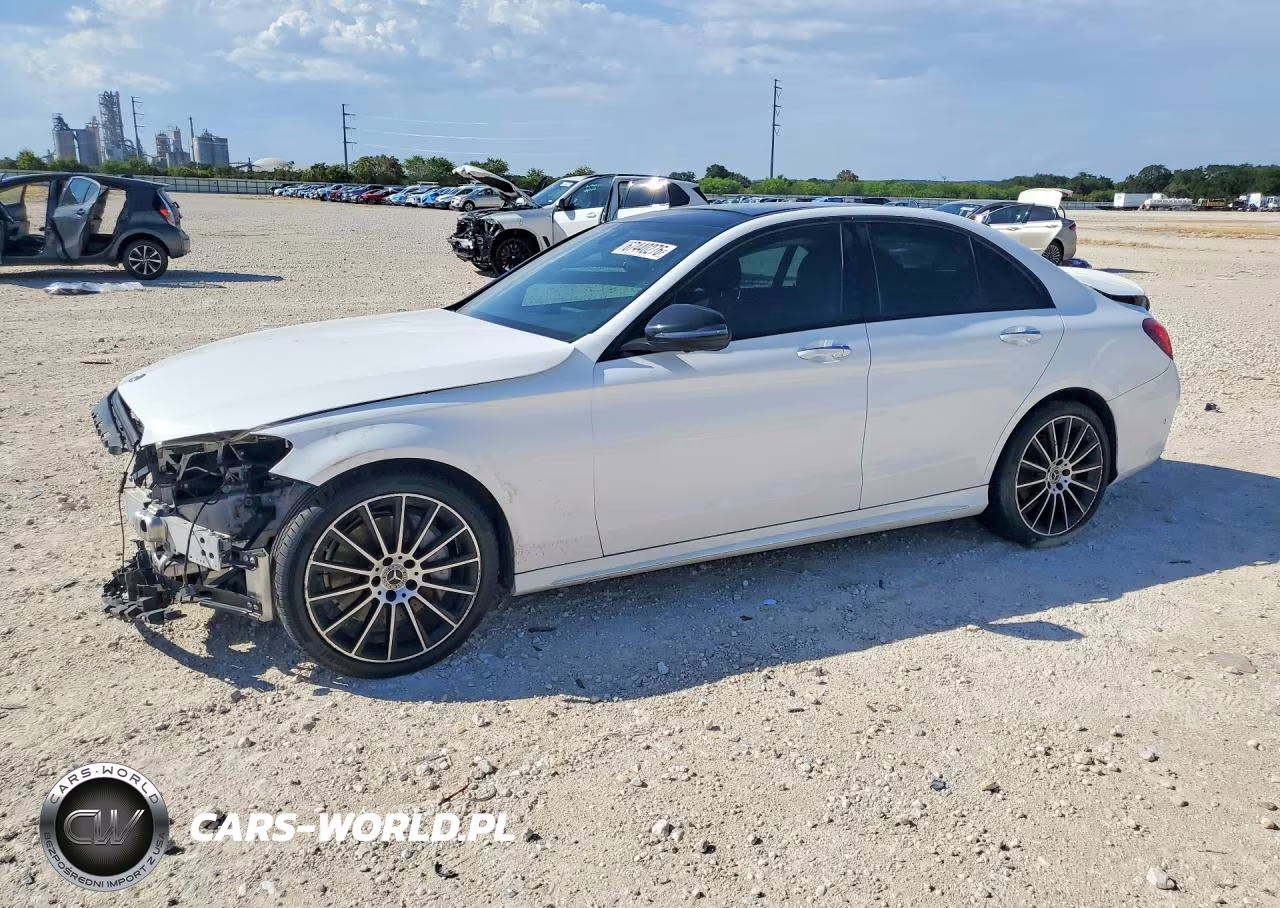 2020 Mercedes-Benz C 300