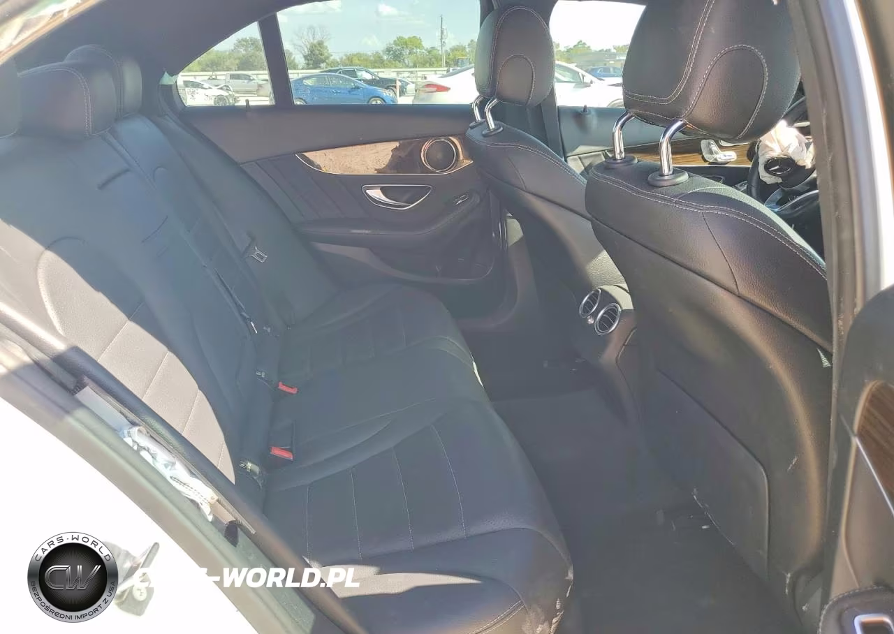 2020 Mercedes-Benz C 300 VIN:WDDWF8DB4LR555350 - 10