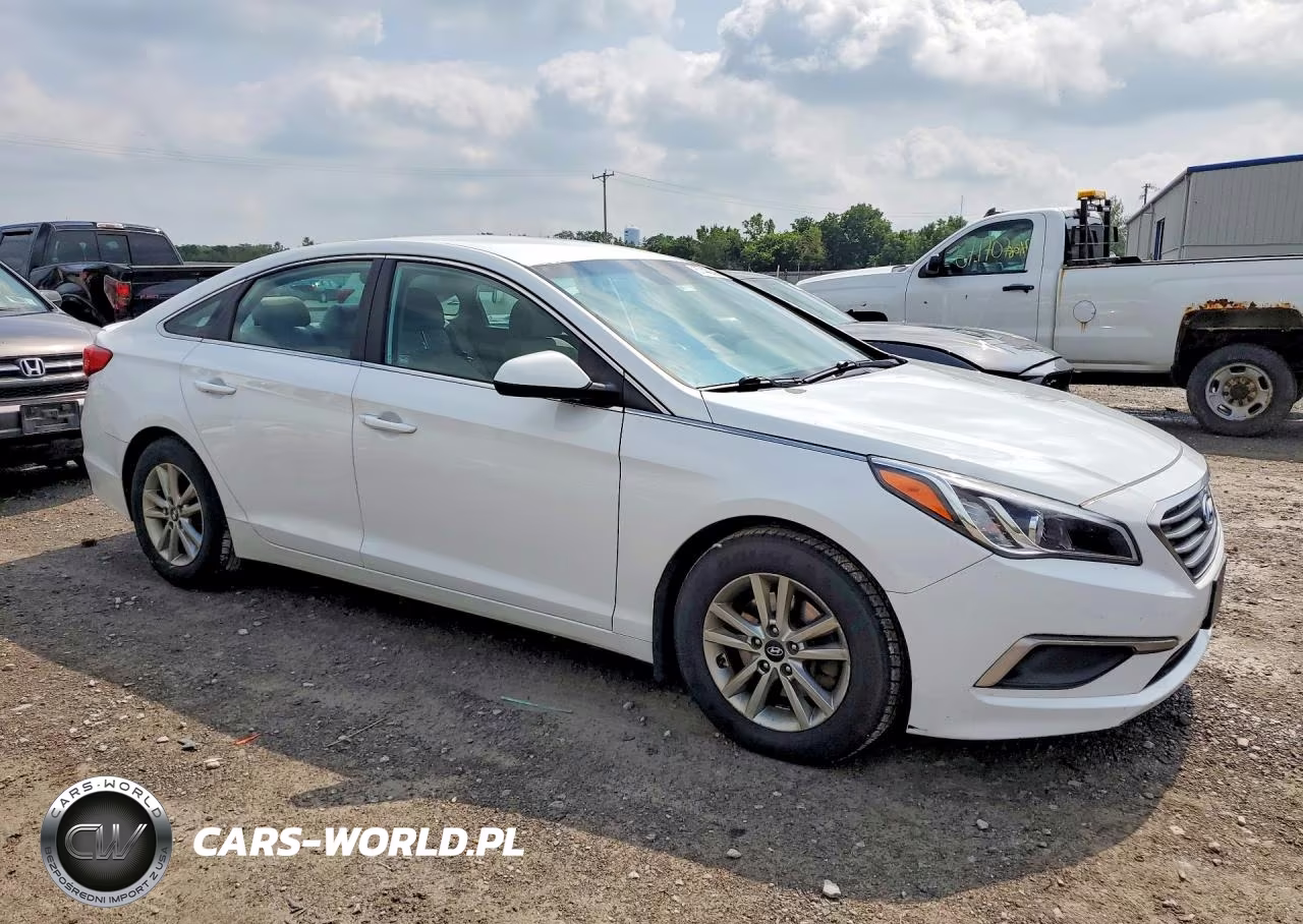 2017 Hyundai Sonata Se VIN:5NPE24AF8HH477364 - 4