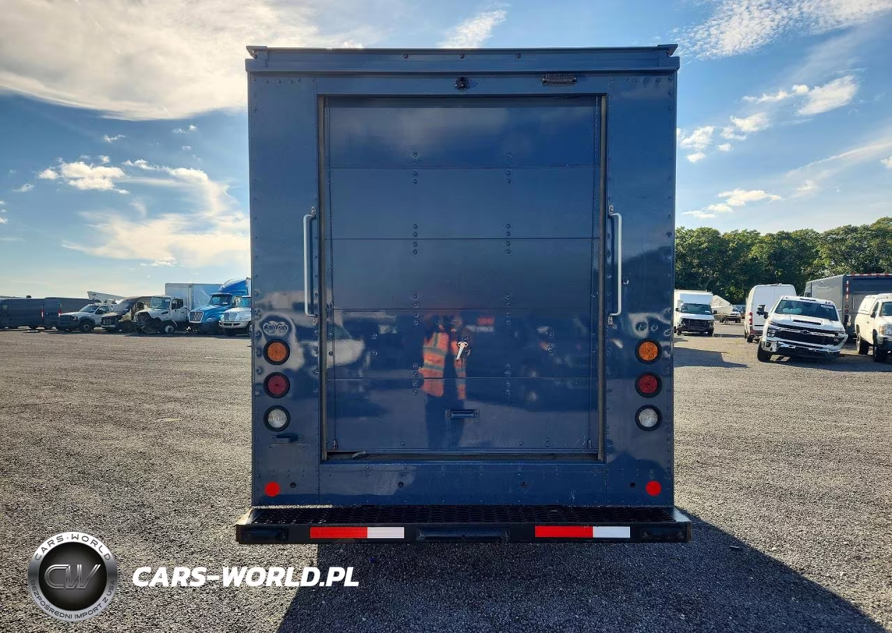 2021 Ford Transit Delivery Truck VIN:1FDDF6P8XMKA56273 - 6