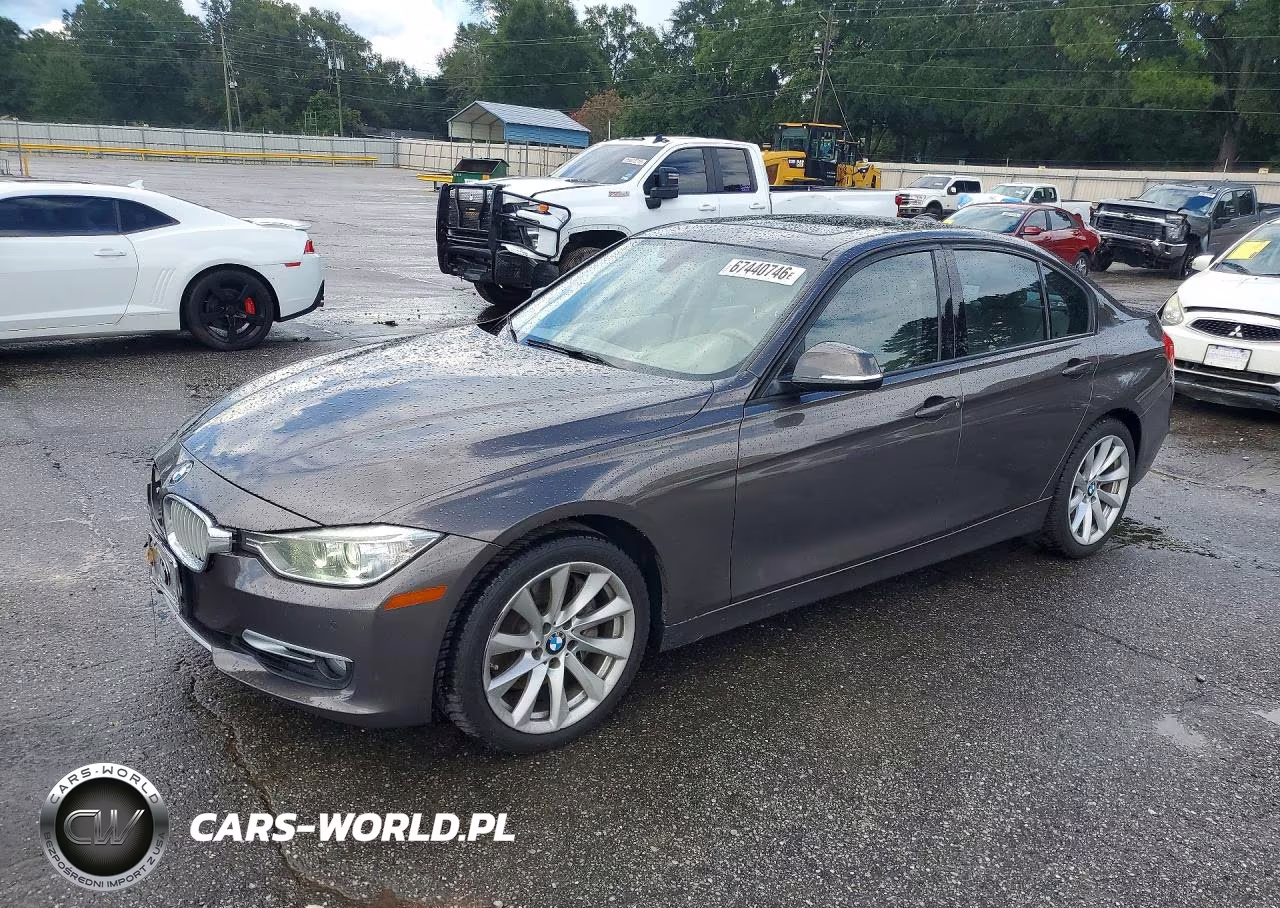 2013 BMW 335 I VIN:WBA3A9G59DNP37249 - 1
