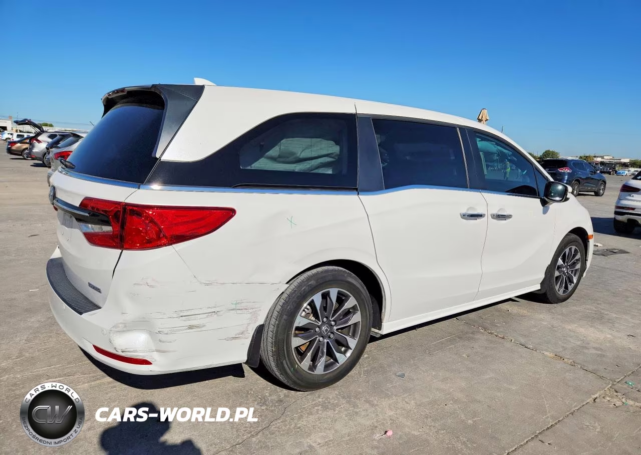 2024 Honda Odyssey Touring VIN:5FNRL6H80RB035129 - 3