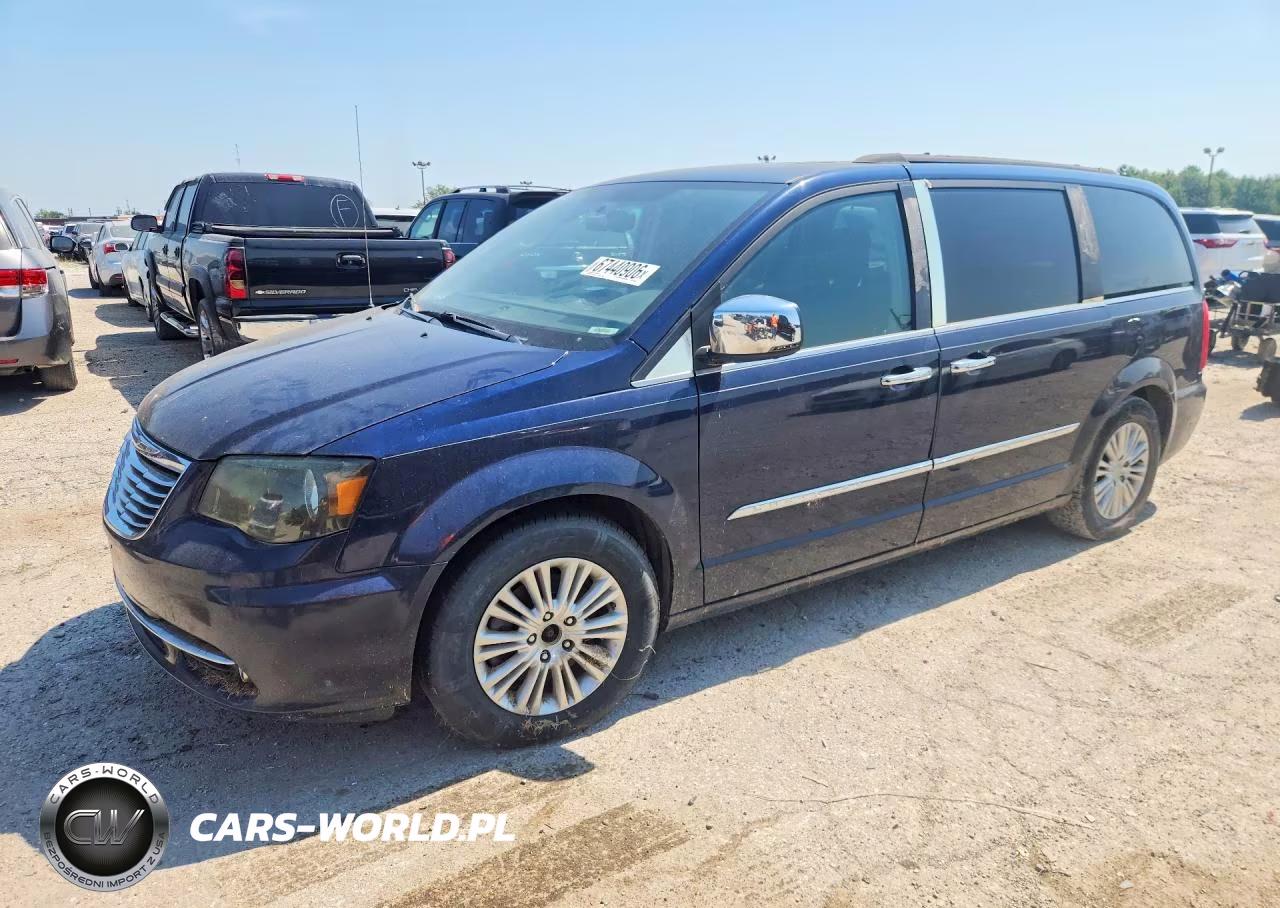 2012 Chrysler Town & Country Touring L – zdjęcie 1 z 13