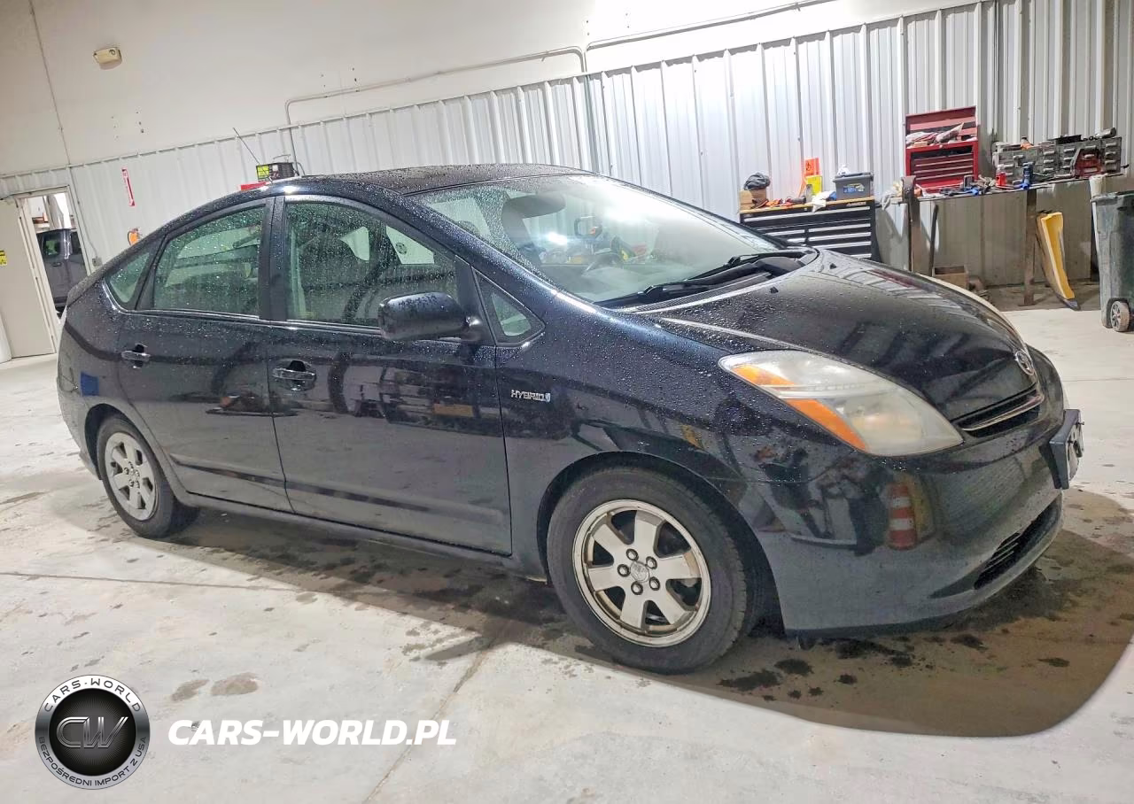 2008 Toyota Prius Base VIN:JTDKB20U083333942 - 4