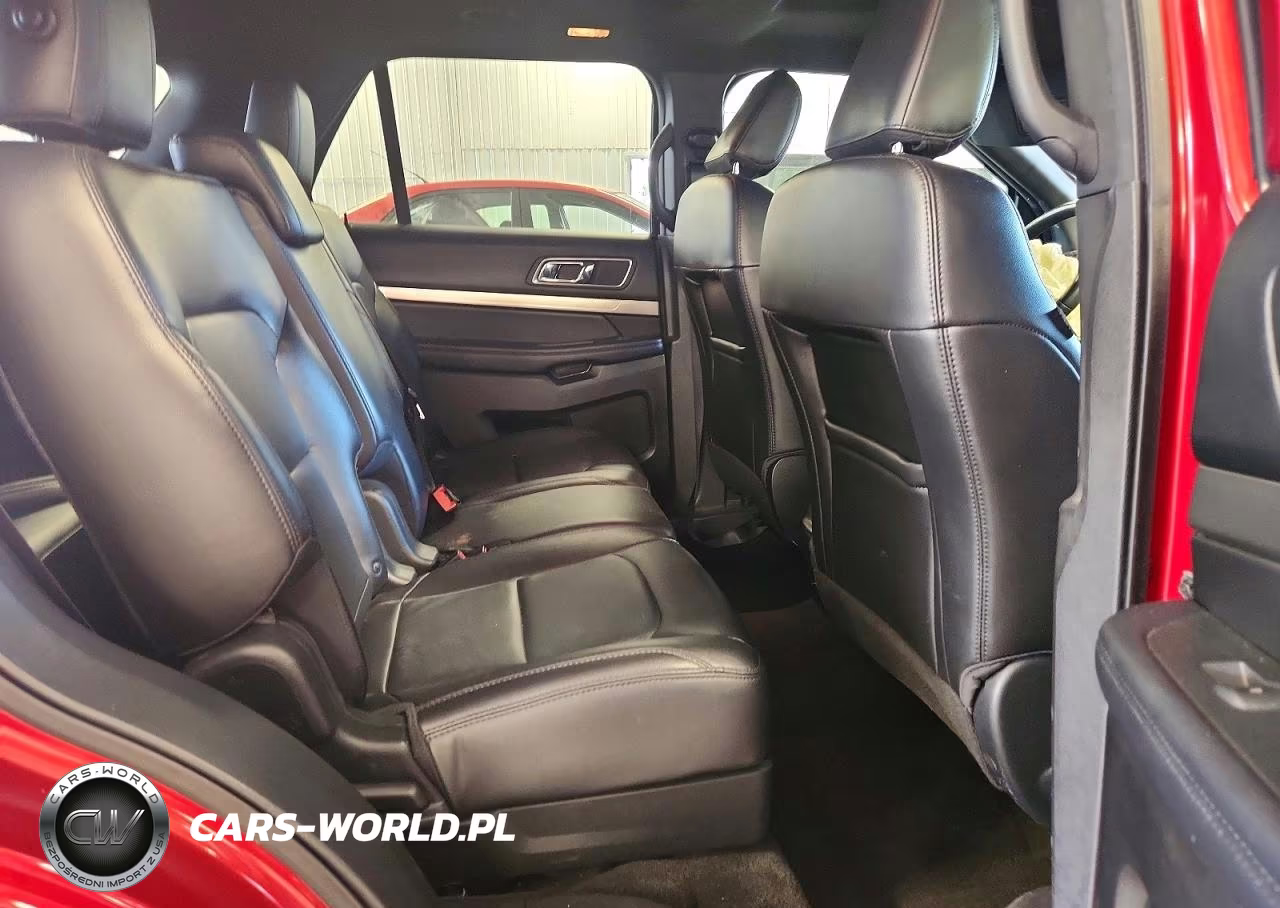 2018 Ford Explorer Xlt VIN:1FM5K8D85JGA29948 - 11