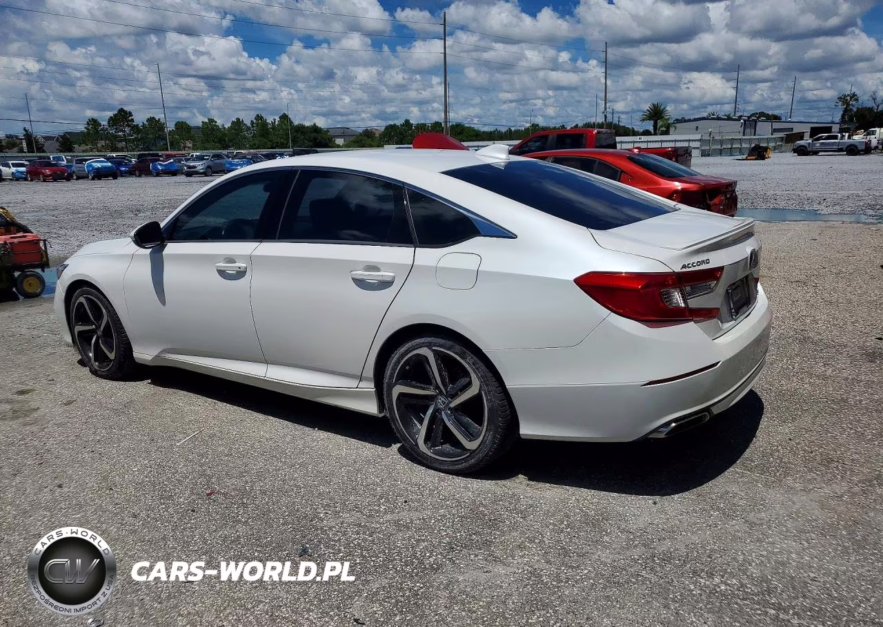 2018 Honda Accord Sport VIN:1HGCV1F31JA108629 - 2