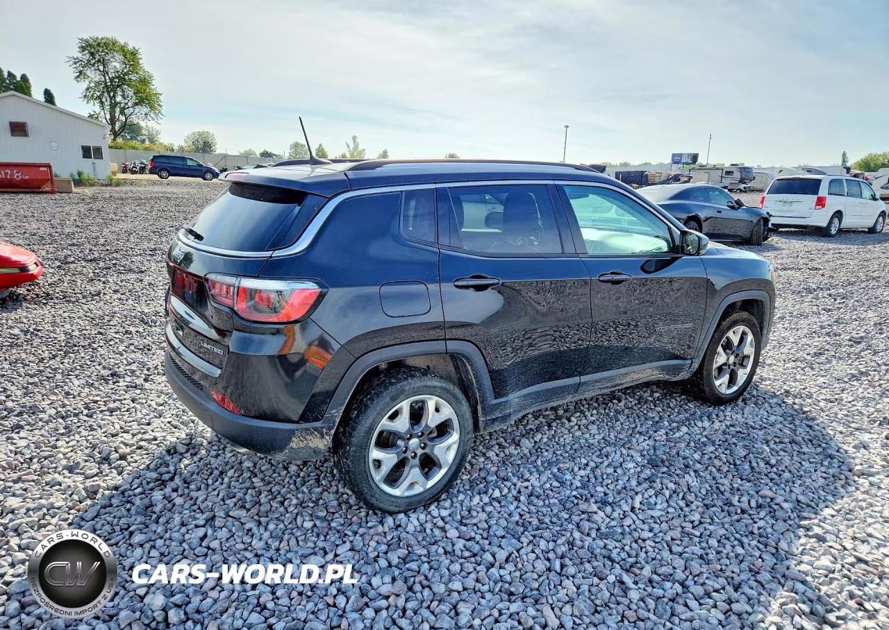 2019 Jeep Compass Limited VIN:3C4NJDCB4KT842434 - 3