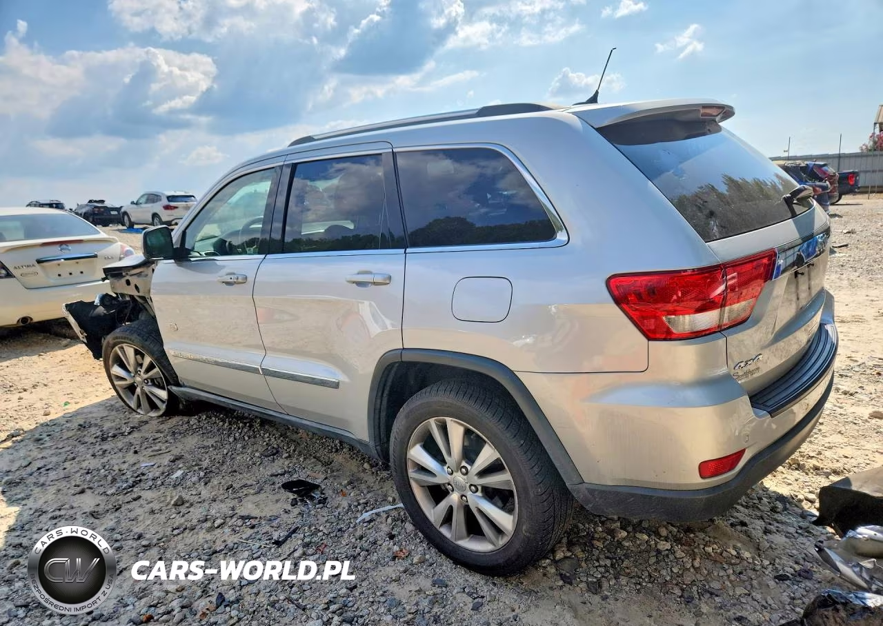 2011 Jeep Grand Cherokee Laredo VIN:1J4RR4GG9BC681214 - 2
