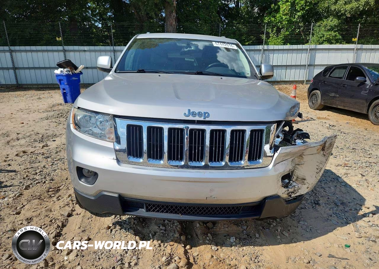2011 Jeep Grand Cherokee Laredo VIN:1J4RR4GG9BC681214 - 5