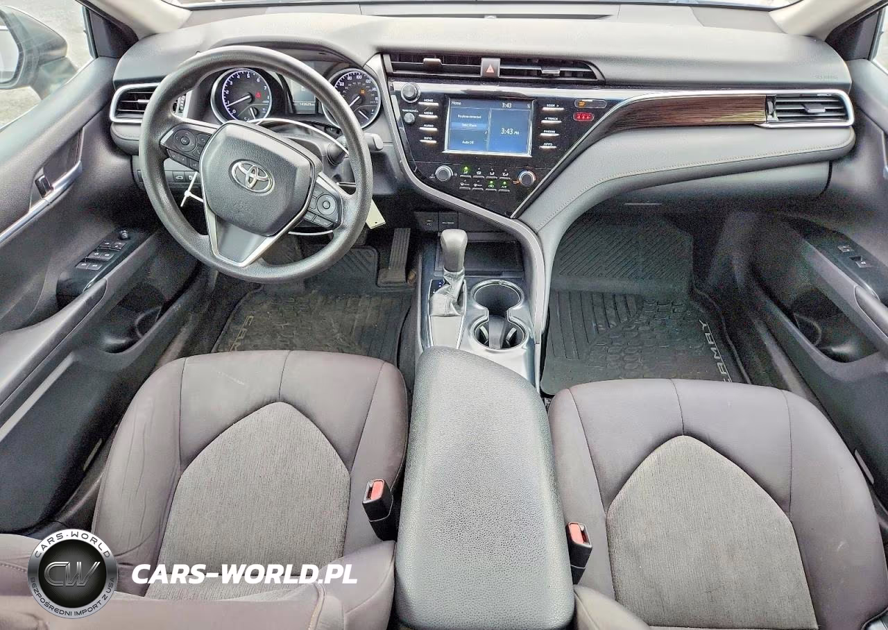 2018 Toyota Camry Le VIN:4T1B11HK9JU004975 - 8