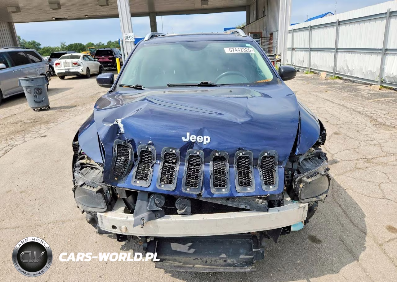 2015 Jeep Cherokee Limited VIN:1C4PJMDSXFW715999 - 5