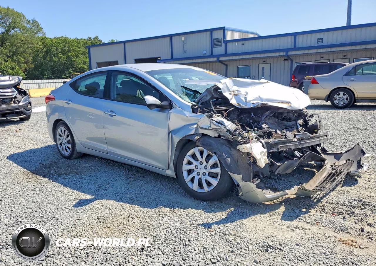 2013 Hyundai Elantra Gls VIN:5NPDH4AEXDH220265 - 4