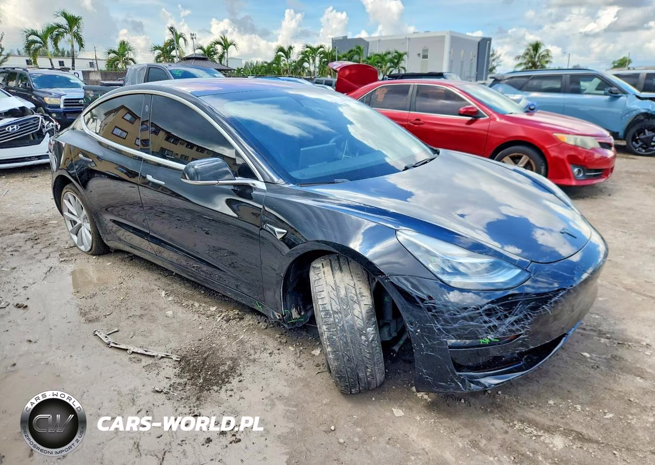 2018 Tesla Model 3 VIN:5YJ3E1EA1JF023487 - 4
