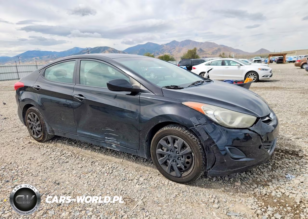 2012 Hyundai Elantra Gls VIN:5NPDH4AE7CH079315 - 4