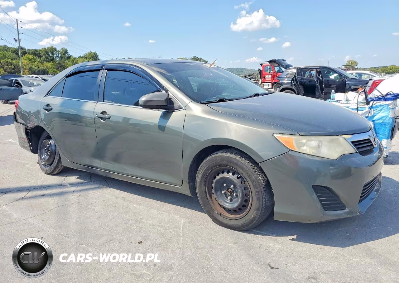 2012 Toyota Camry L VIN:4T1BF1FKXCU636701 - 4