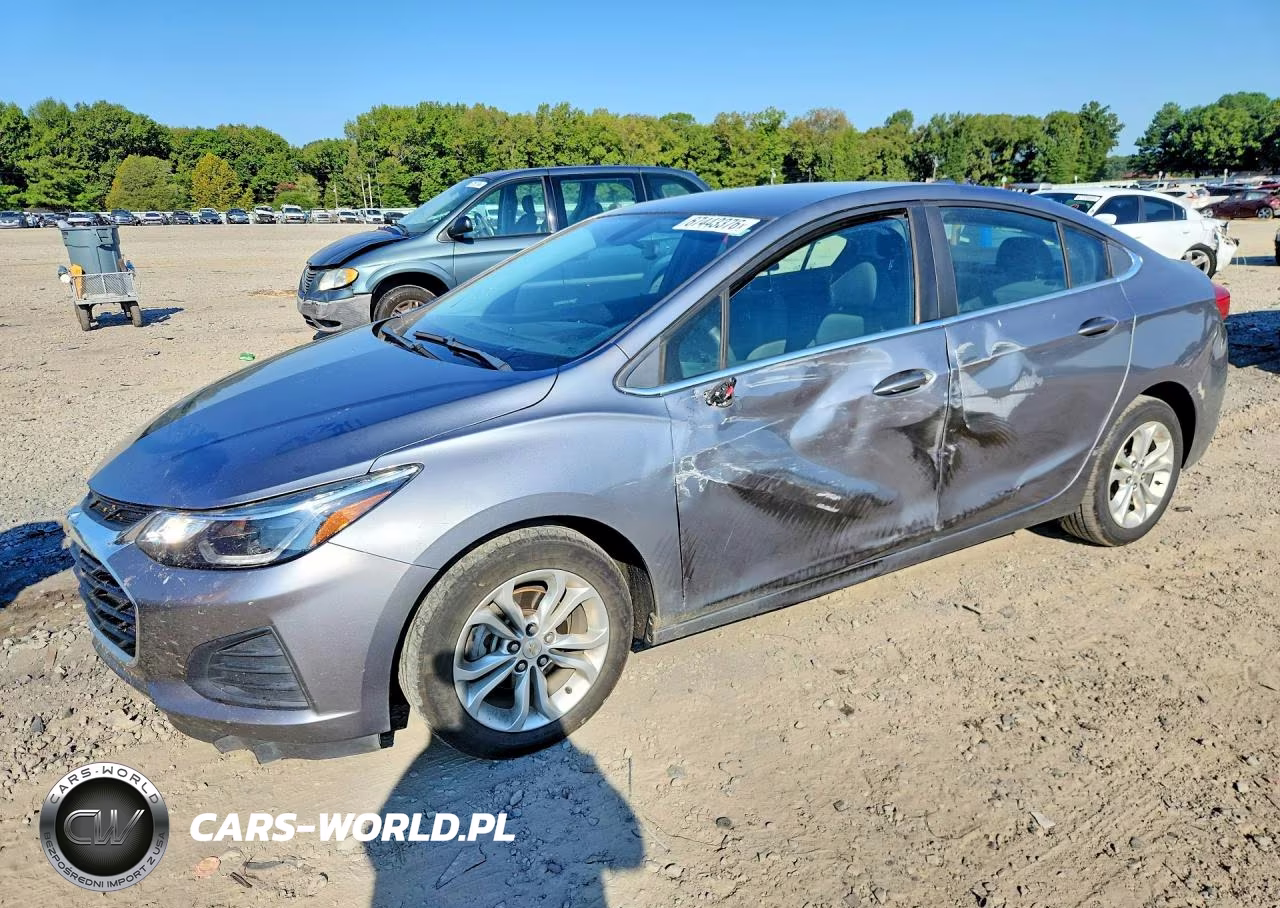 2019 Chevrolet Cruze Lt VIN:1G1BE5SM2K7102152 - 1