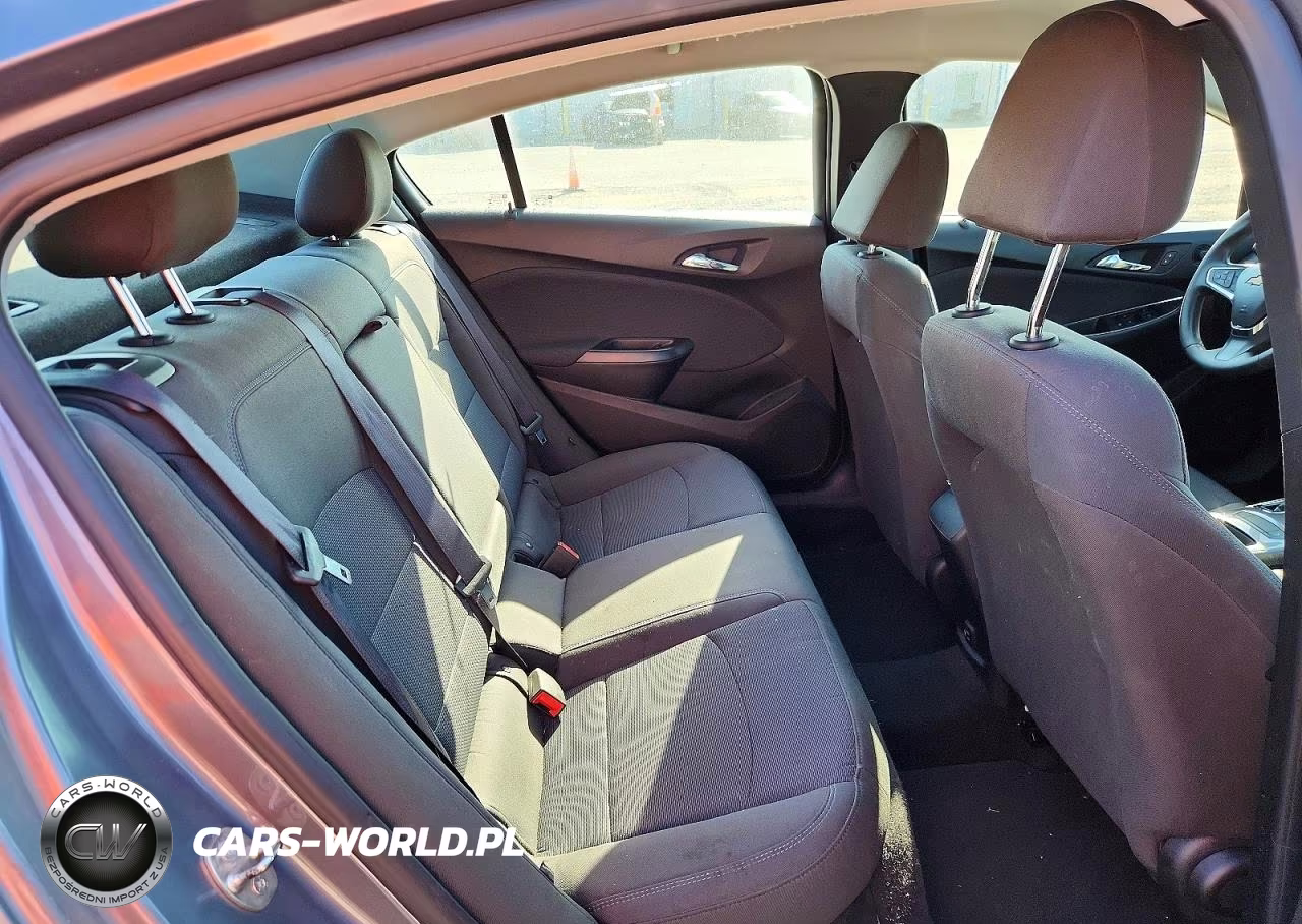 2019 Chevrolet Cruze Lt VIN:1G1BE5SM2K7102152 - 10