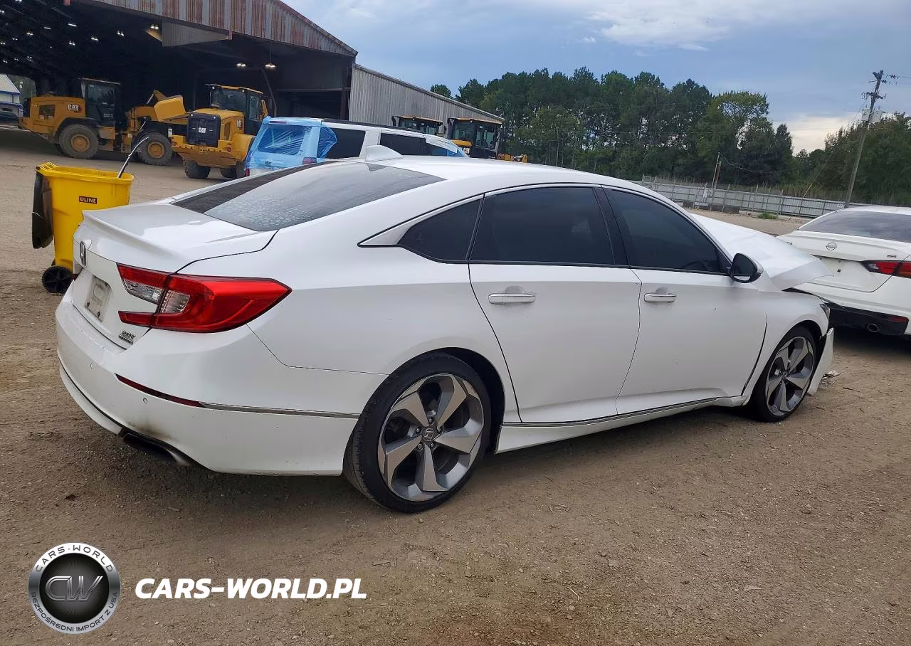 2019 Honda Accord Touring VIN:1HGCV2F96KA033163 - 3