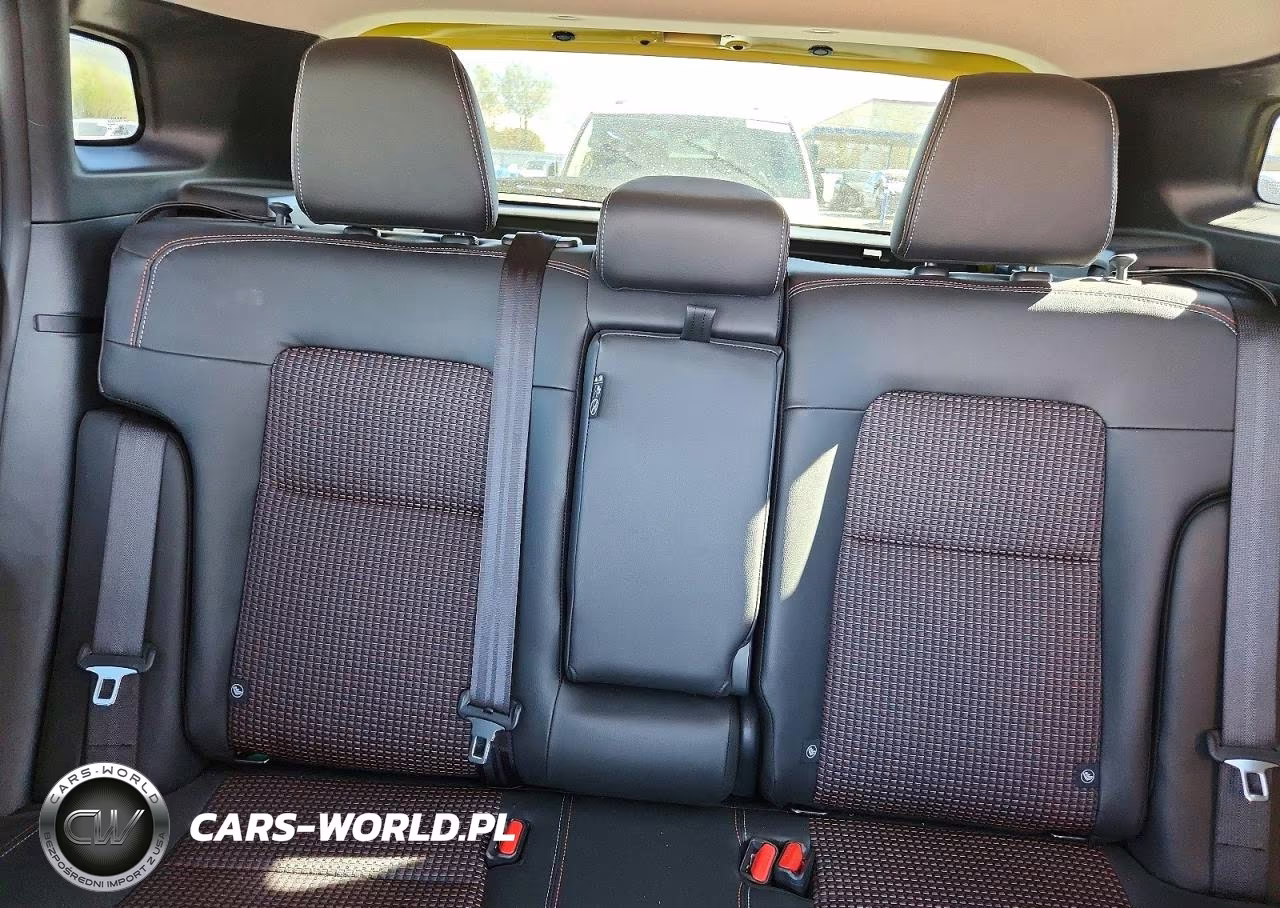 2025 Nissan Kicks Sr VIN:3N8AP6DA9SL366538 - 10