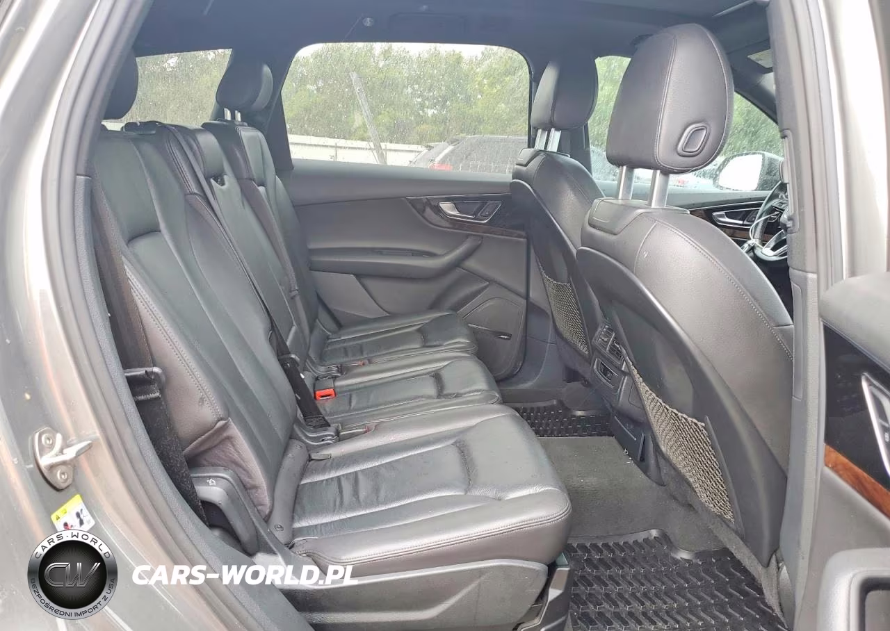 2017 Audi Q7 Premium Plus VIN:WA1LAAF79HD023280 - 11